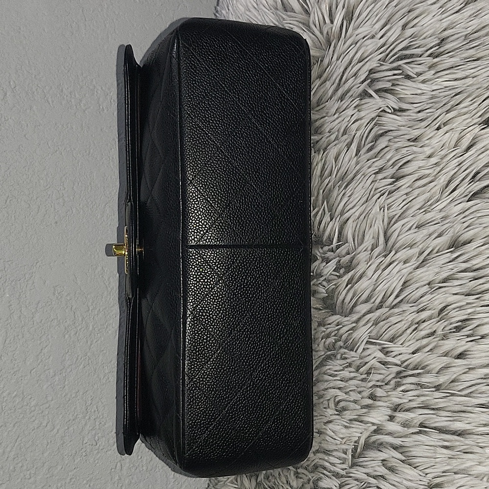 Chanel Jumbo Flap - Picture 13 of 15